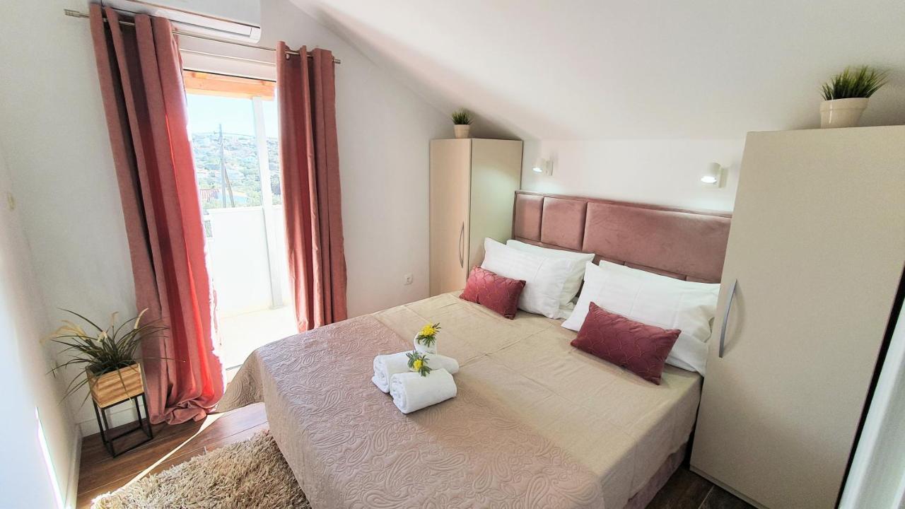 Anas Lagoon Holiday House With Pool At Azure Beach Mali Drvenik Εξωτερικό φωτογραφία