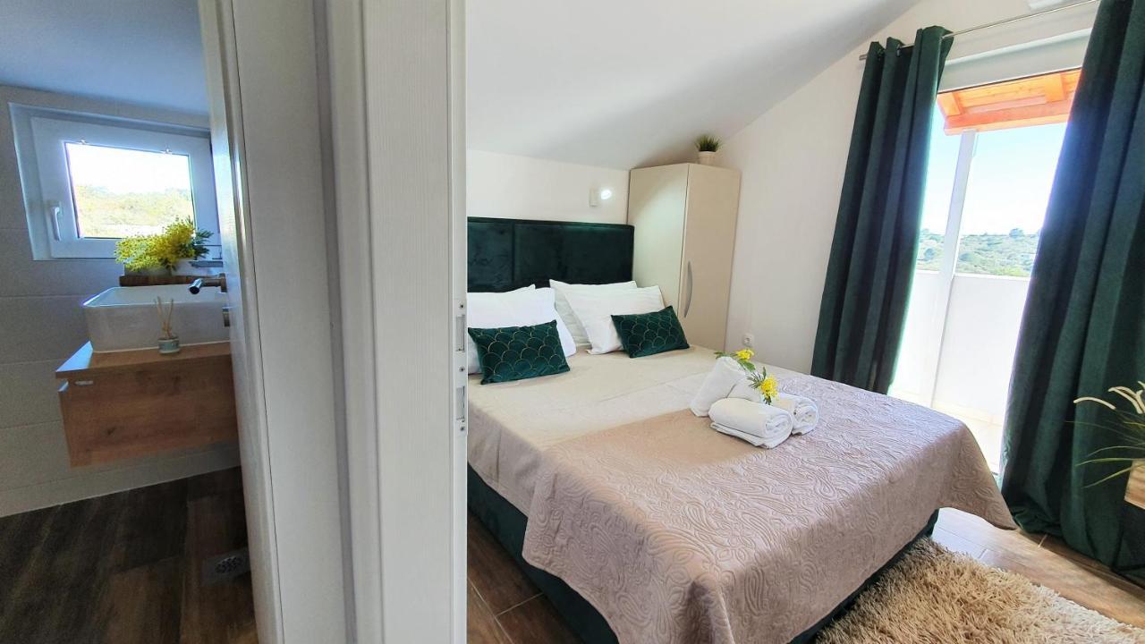Anas Lagoon Holiday House With Pool At Azure Beach Mali Drvenik Εξωτερικό φωτογραφία